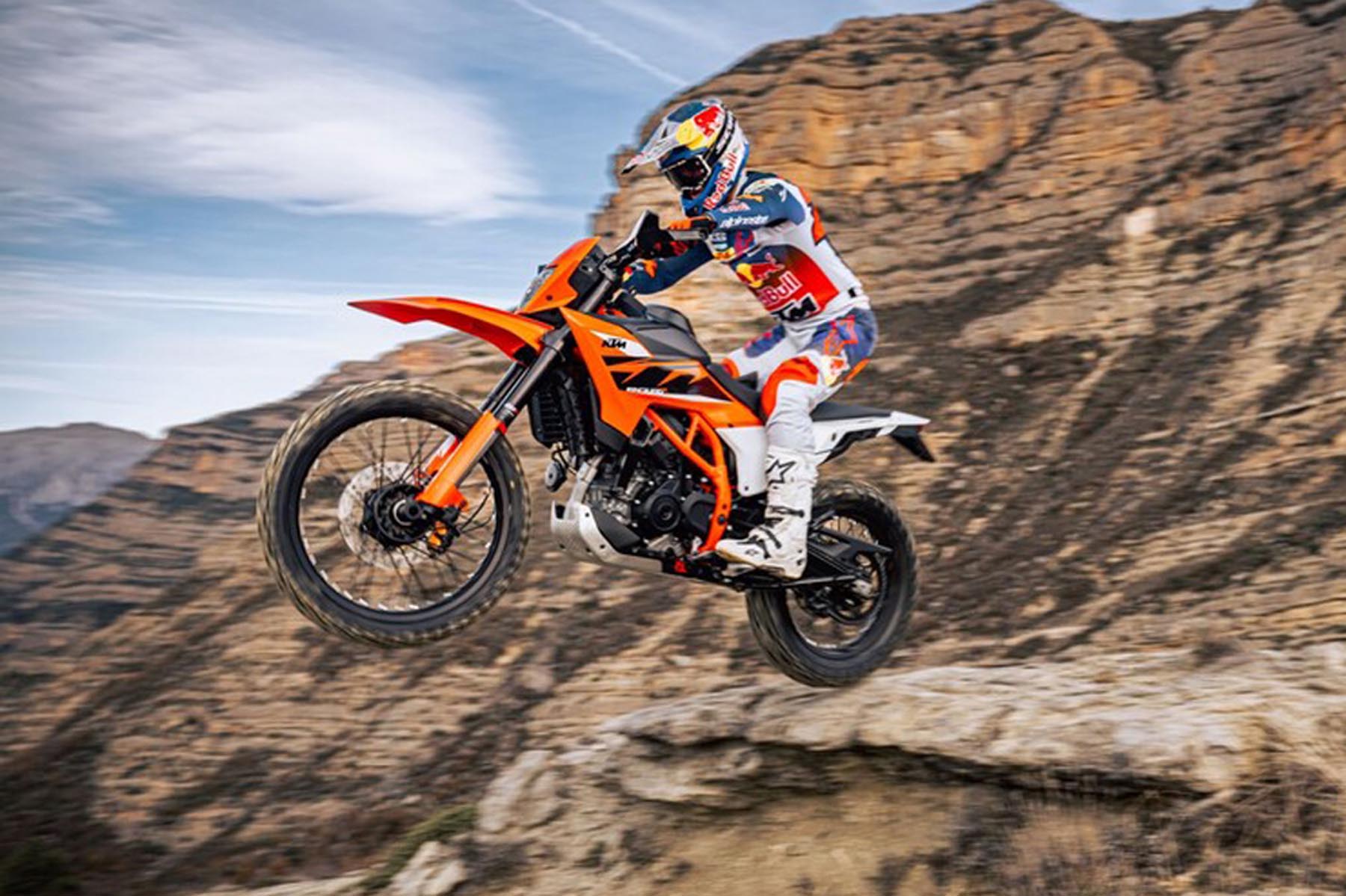 KTM_125__390_Enduro_R_2025_10.jpg